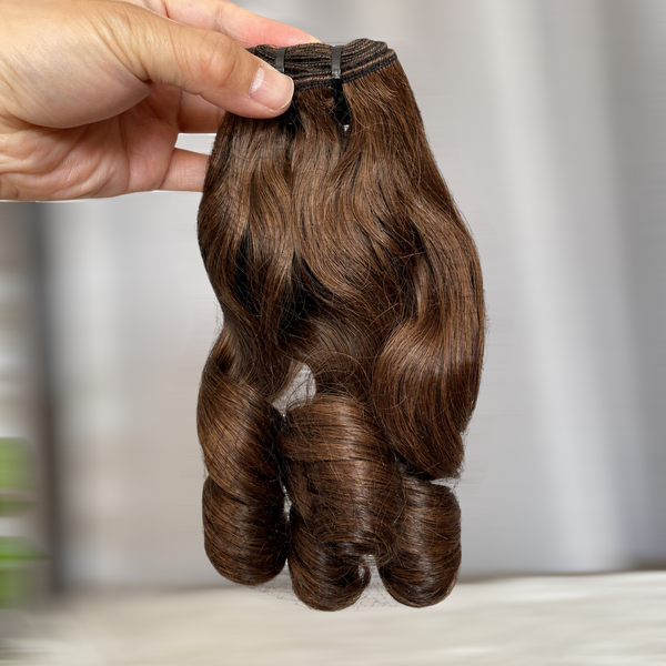#4 SDD Bouncy curls human hair bundles Vietnam wefts.